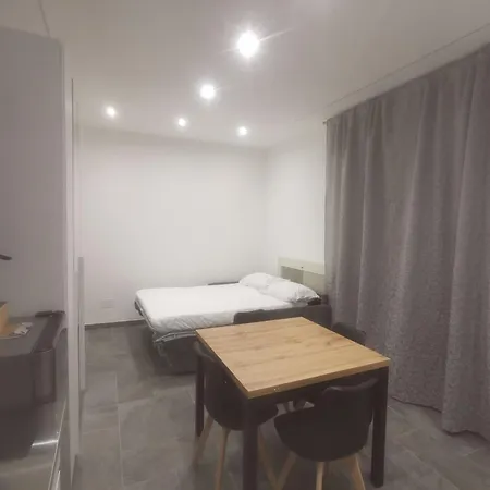 Gio Konukevi 3*